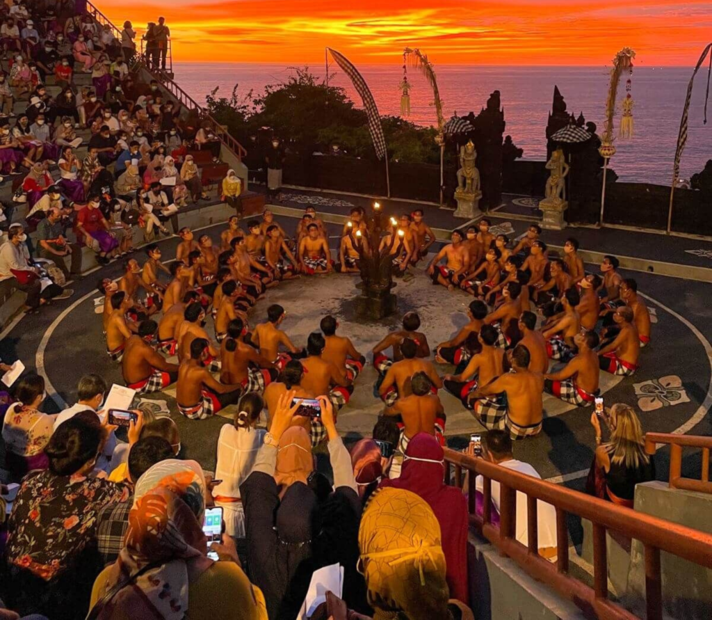 south-bali-Private-tour-uluwatu-parasailing