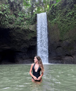 bali-private-tour-tibumana-waterfall-natya-bali-tour