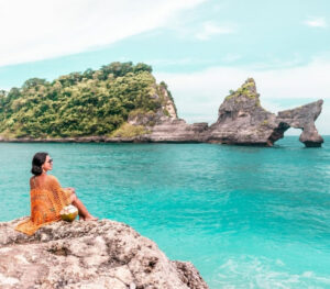 atuh beach east nusa penida tour natya bali tour