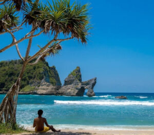 atuh beach east bali nusa penida tour natya bali tour